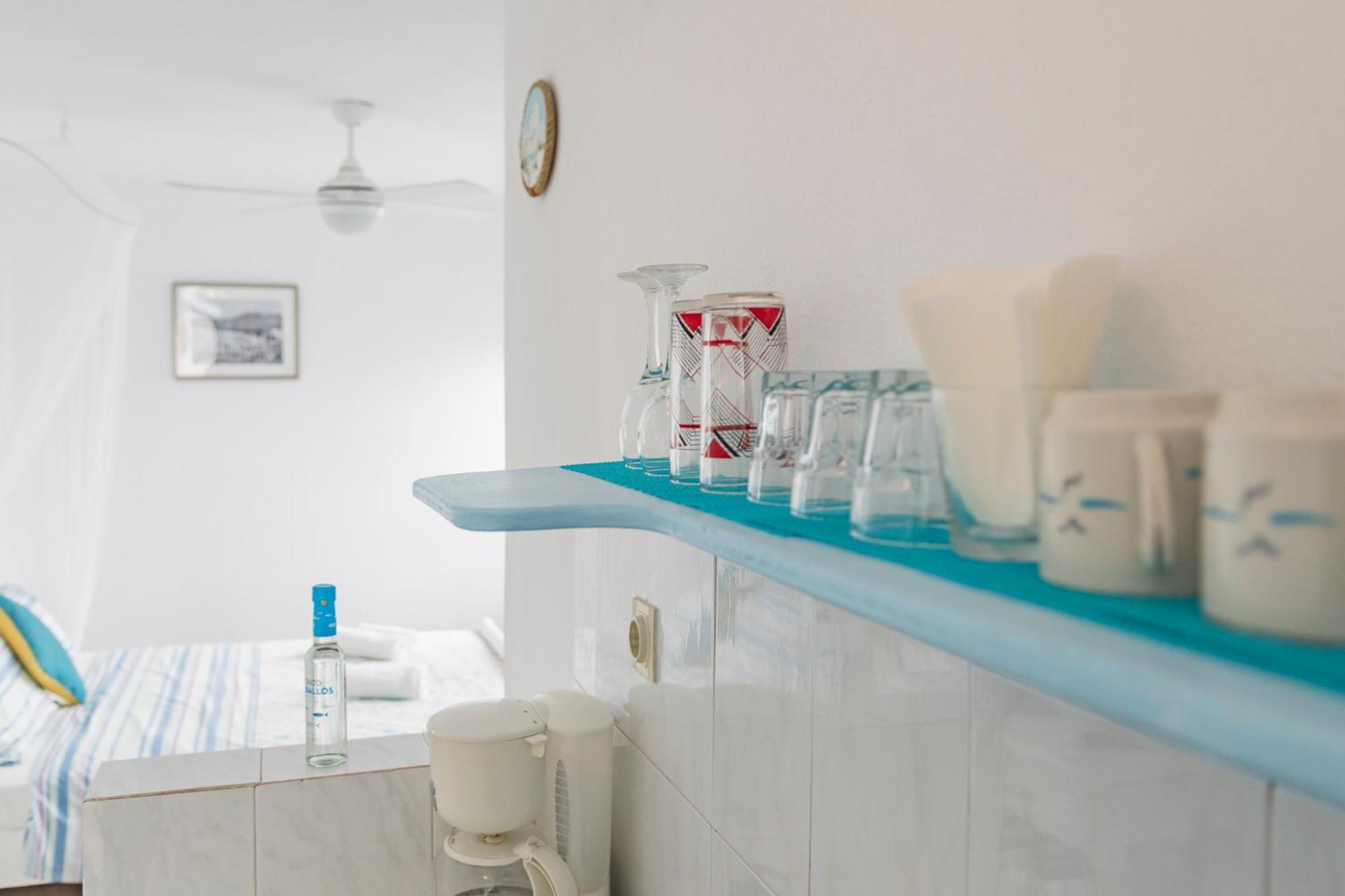 Carmel Studio Apartment Logaras Esterno foto